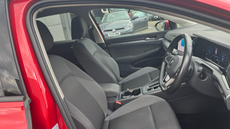 Volkswagen Golf 1.5 eTSI 150 Active 5dr DSG Petrol Hatchback